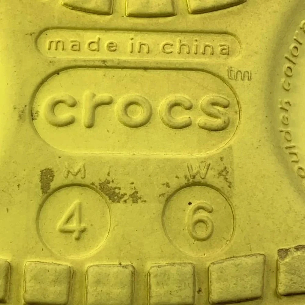 CROCS CROCBAND CLASSIC Women`s Size 6 Yellow Comfort Clog Shoes 10001